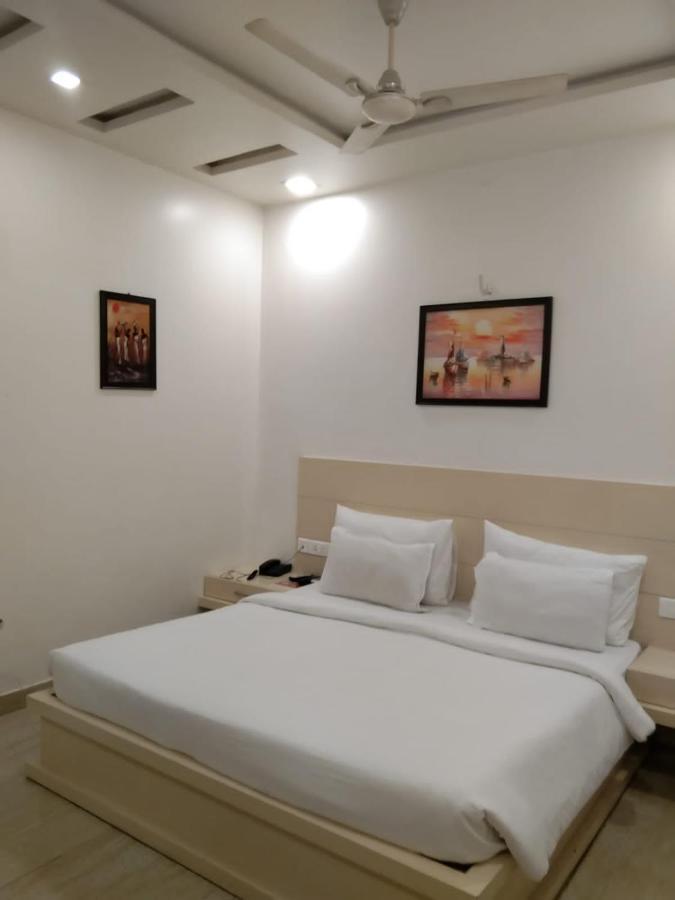Hotel Sahibs Red Carpet - Family & Corporate 3*